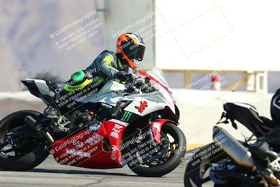 media/Mar-25-2024-Moto Forza (Mon) [[8d4319bd68]]/3-Intermediate Group/Session 2 (Turn 9)/